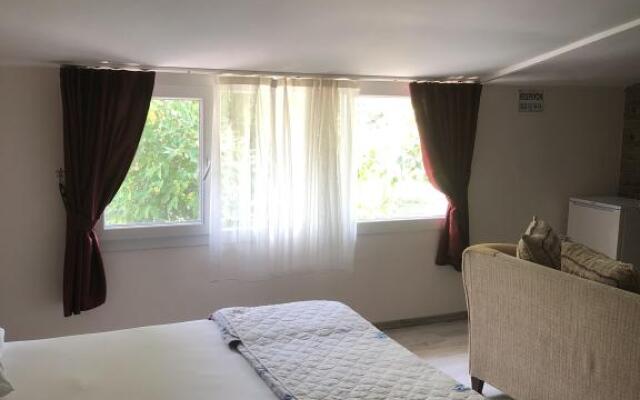 Can Otel Pansiyon Urla