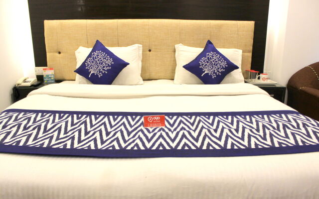 OYO 899 Dwaper Hotel