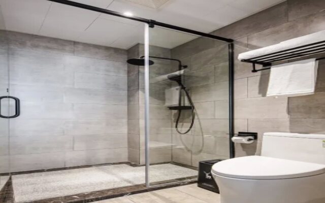 GEM Hotel Changzhou Xuejia'aoyuan North High-Speed Railway Station