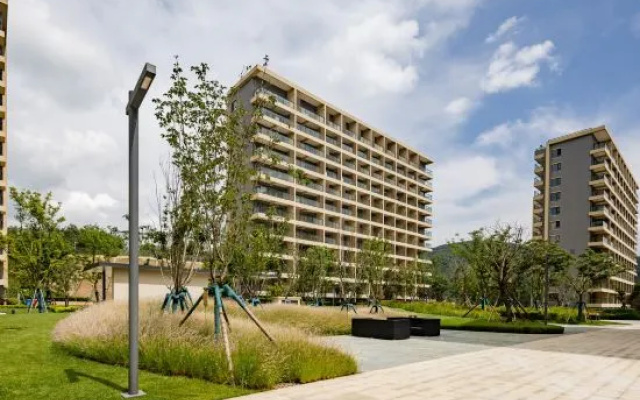 Youxi Resort Hotel (Fuxian Lake Sun Mountain Manyuan ) – Outside – Yuxi