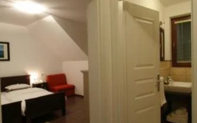 Hotel Rendez Vous