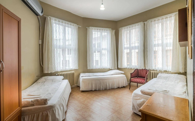 Yeni Hotel