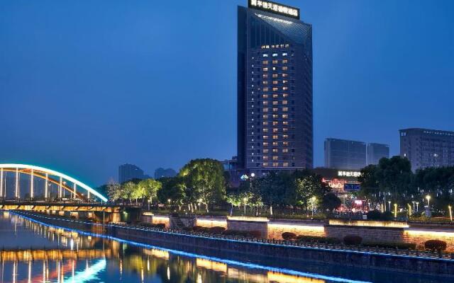 Huaxin Teckon Xiyue Hotel (Ningbo Fenghua Wanda Plaza Fenghua Intime City)