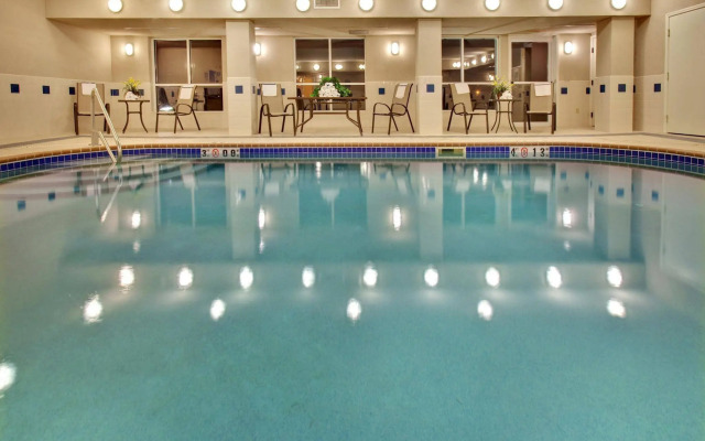 Holiday Inn Express Hotel & Suites Vermillion by IHG