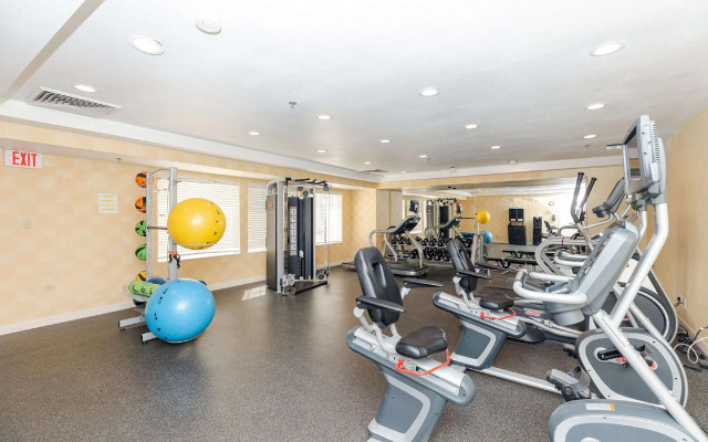 Red Lion Inn & Suites Phoenix/Tempe - Asu