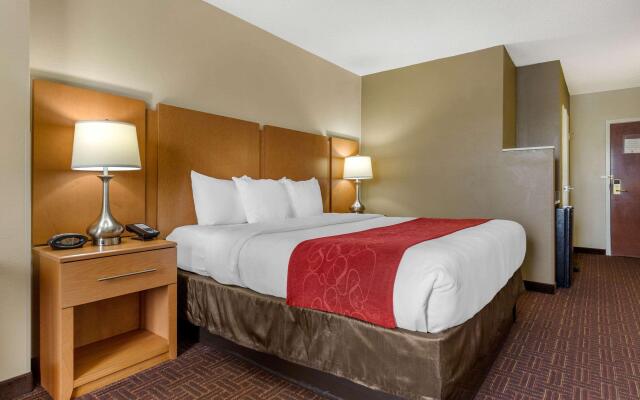 Comfort Suites Hanes Mall