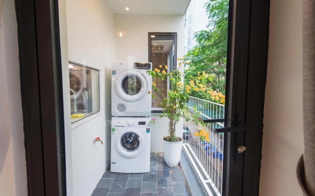 No.9 Housinng 81 Linh Lang