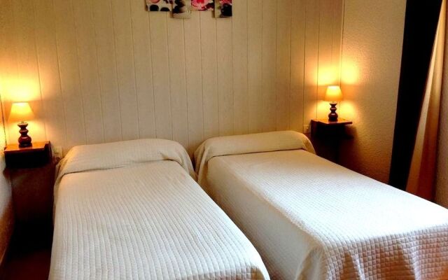 Logis Hôtel Chez la Mère Dépalle