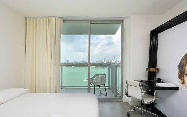 Miami World Rental - Mondrian 1220