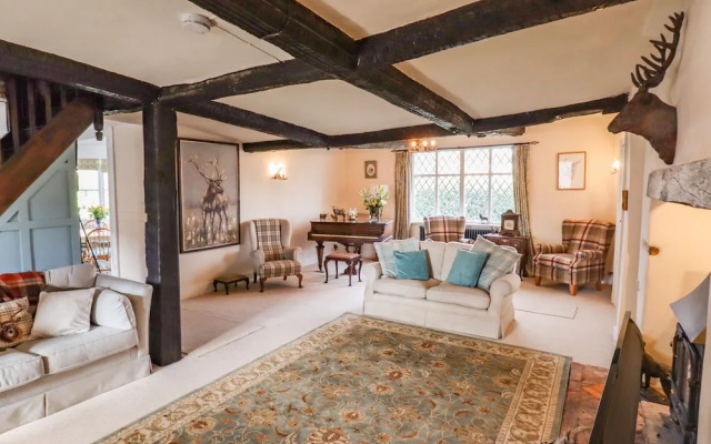 Top Farm House