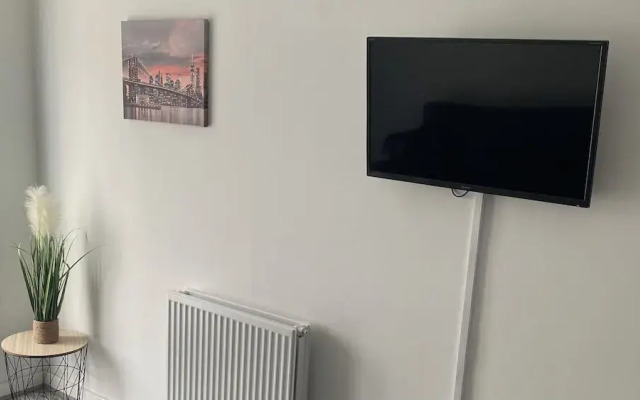 1br-sleeps3-parking-nearcitycentre-shoppingcentre