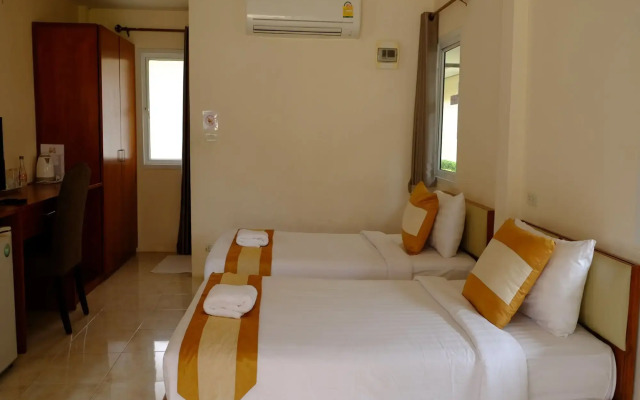 Fah Talay Resort