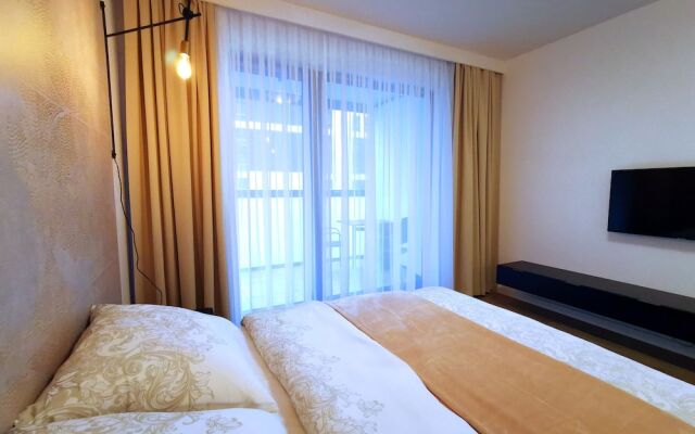 Come&Stay Apartments Wola