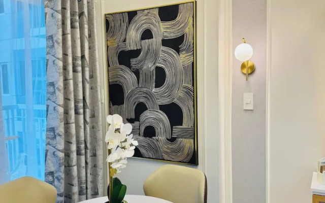 Stylish Condo Room in Iloilo City With Shared Pool