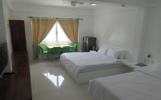Coron Bluewave Hotel