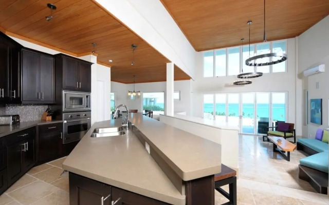 Sky Beach Club Rock House 4 Bedroom Home