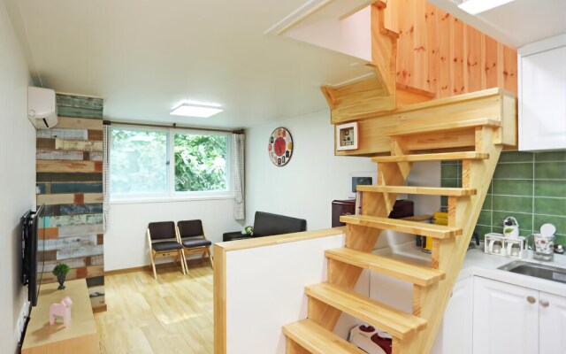 Mari Hotel