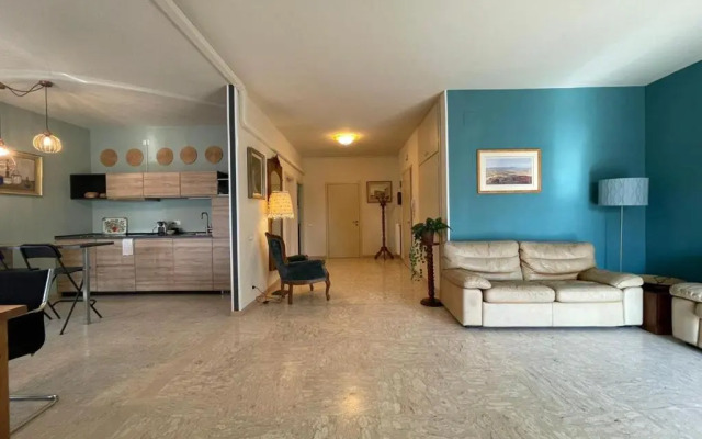 Villa Irene Apartments