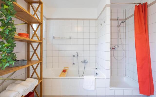 dreamcation - Ehemalige Kirche & Pfarrerwohnung, 3D-Tour, Terrasse, Garten, BBQ