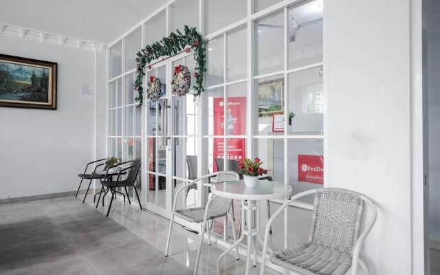 Reddoorz Near RS USU Medan 3