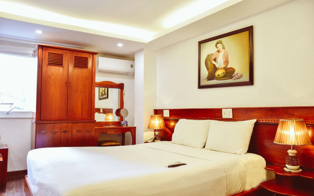 Duc Vuong Saigon Hotel - Bui Vien