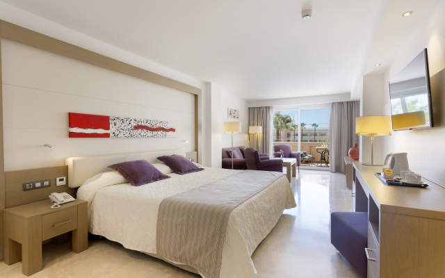 Hipotels Playa La Barrosa - Adults Only