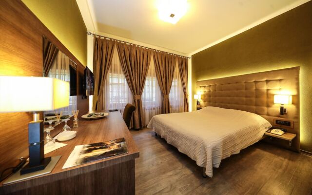 Hotel Çarshia e Jupave