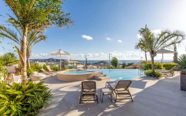 Venezia Luxury Living