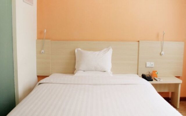 7Days Inn Xian Sanqiao Subway Station