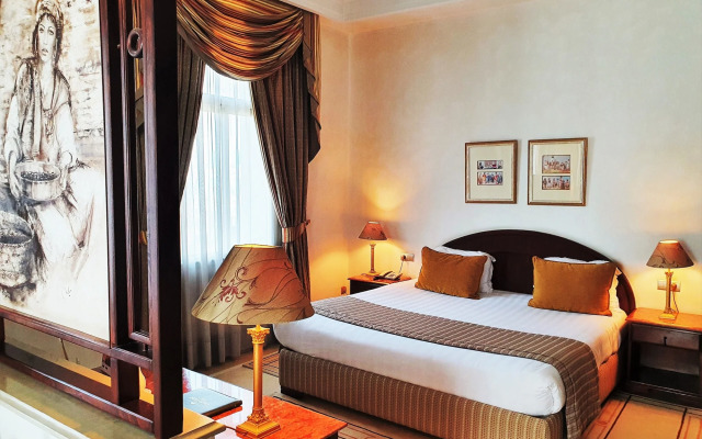 Les Oliviers Palace