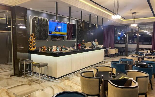 Senator Hotel