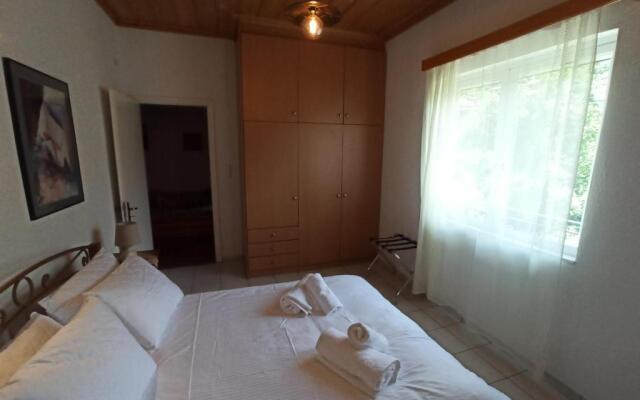 Elli΄S House Συγχρονο Σπιτι Στα Πραμαντα