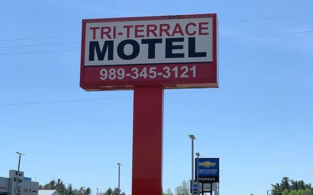 Tri Terrace Motel