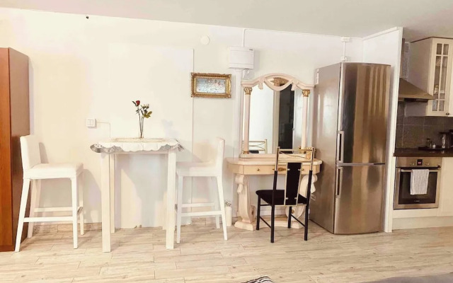 Charming Studio Flat In Sollentuna, Stockholm