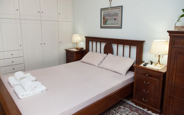 Beautiful 3 bedrooms apt in N. Smirni