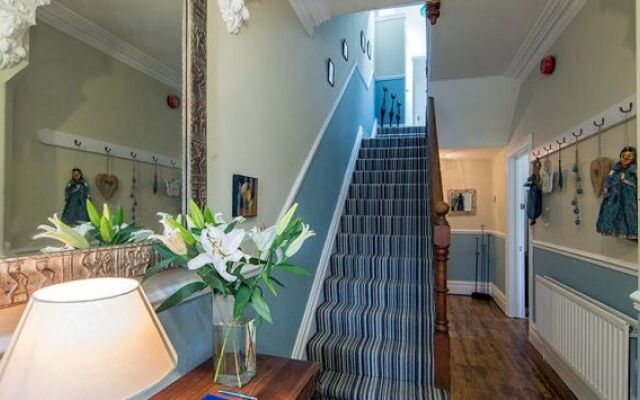 Woodside Guest House