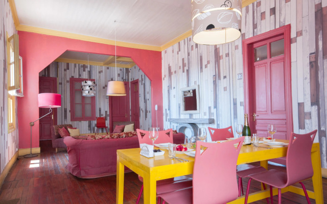Happy House Hostel