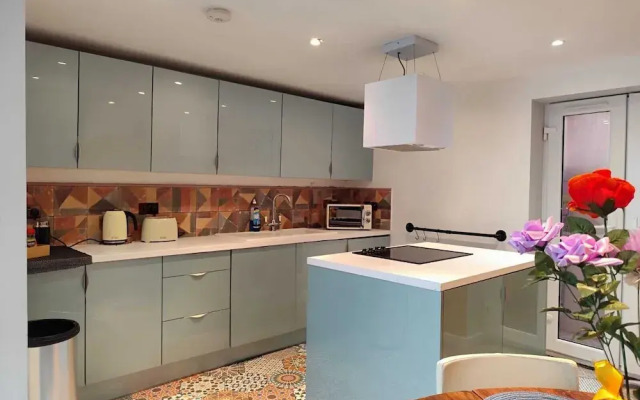 Tower Bridge Property