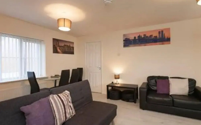 Malsbury Avenue Apartment