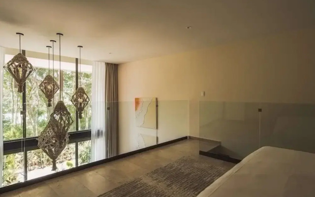Beautiful Jungle Loft With Rooftop Pool and Gym