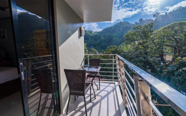 Coral Cliff Hotel