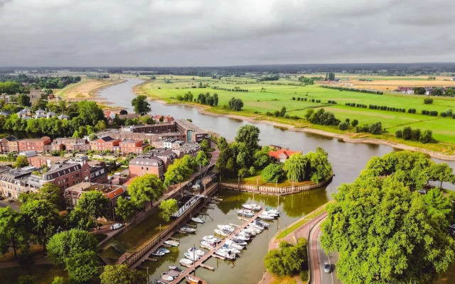 Chalet Near Trails & Town