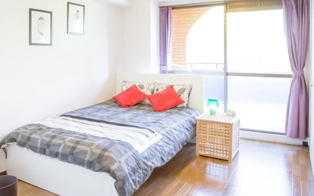 Modern Apartment near Hiroshima Station for 5 ppl