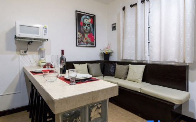 Katrina Double Balcony Apartment 5th Avenue
