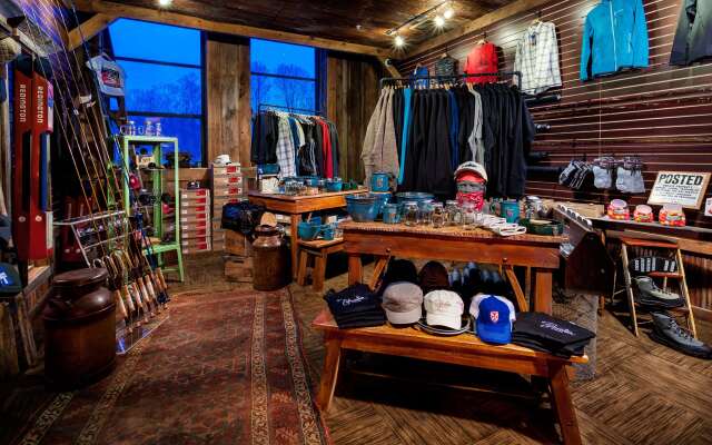 Tailwater Lodge Altmar, Tapestry Collection by Hilton