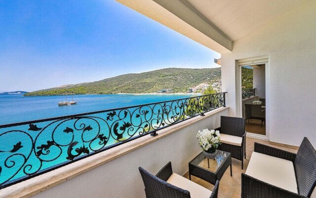 Stunning Apartment in Marina With Wifi and 3 Bedrooms