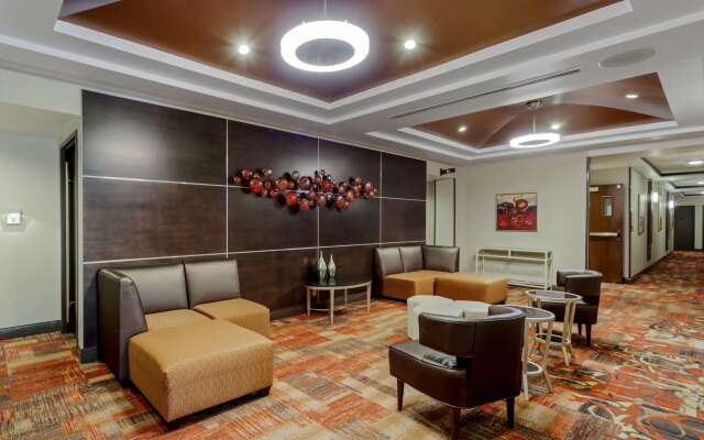 Best Western Premier Denham Inn & Suites