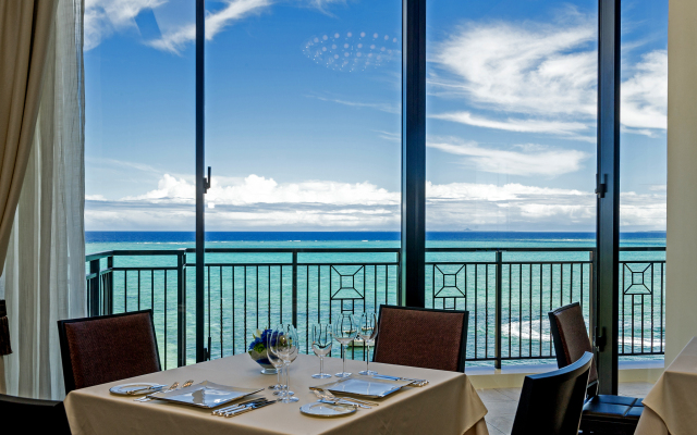 Hotel Monterey Okinawa Spa & Resort