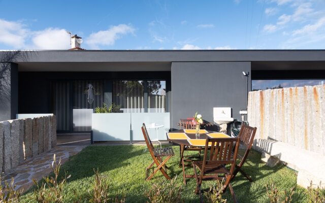 Abraços dos Avós - Casas de Aldeia