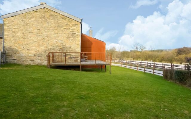 Magnificent Holiday Home in Manhay With Fenced Garden